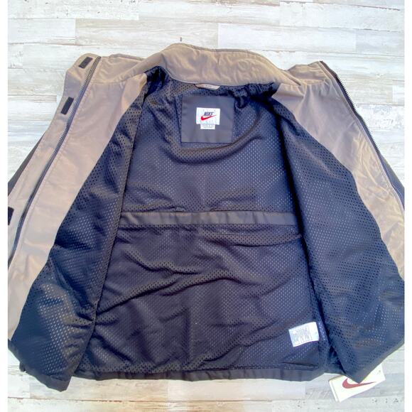 NIKE WOMENS BLACK STORM JACKET MESH LINED WIND FLAP SZ XL C100217 - Picture 3 of 10